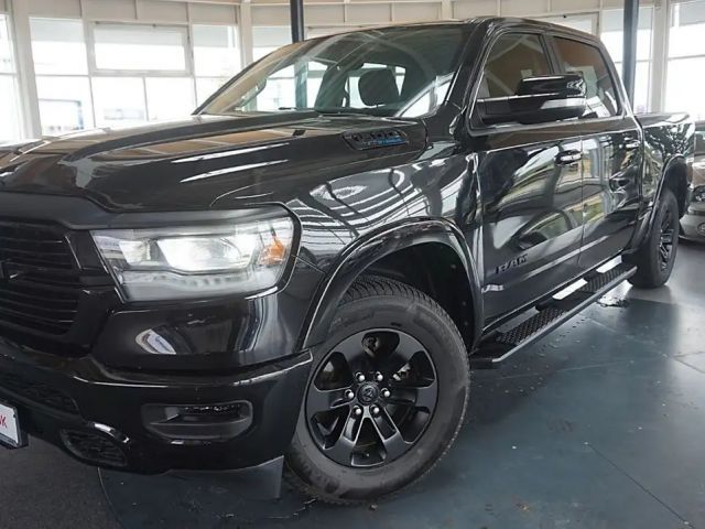 Dodge RAM 1500 HEMI *eTorque*Leder*AHK*Crew-Cab*Navi* 2022 Benzine