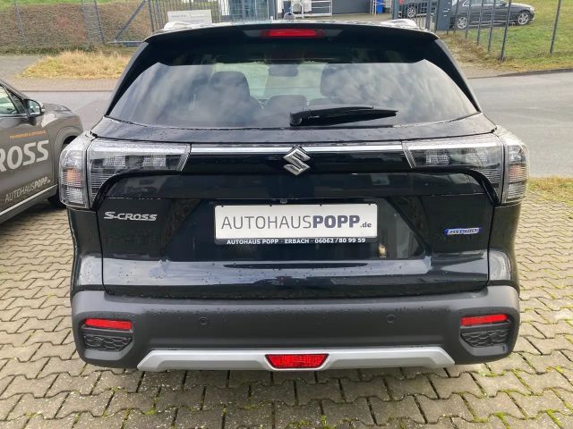 Suzuki S-Cross