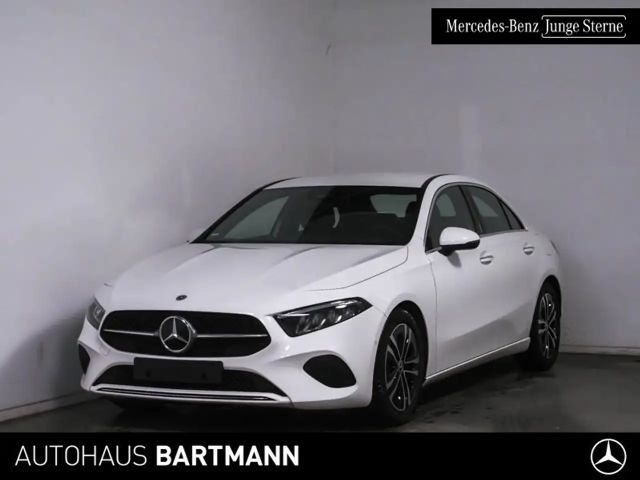Mercedes-Benz A 200 A 200 PROGRESSIVE+LED+ DISTRONIC+SPUR+TOTWINKEL+ 2024 Benzine