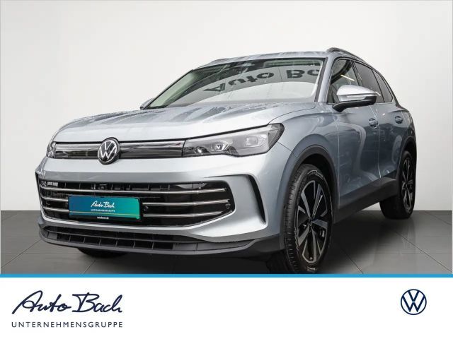 Volkswagen Tiguan Elegance 1.5 eTSI DSG Navi LED ACC AHK 2025 Benzine
