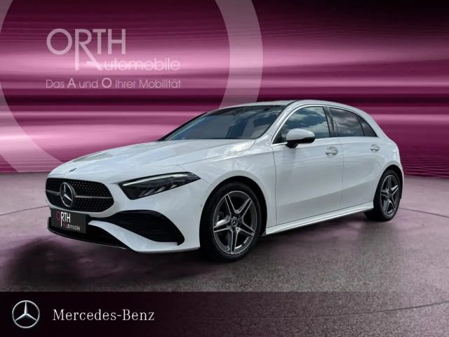 Mercedes-Benz A 200 AMG AdvancePlus+KEYLESS+MBUX-NAVI+LED+RFK 2024 Benzine