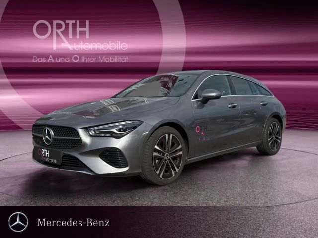 Mercedes-Benz CLA 200 Shooting Brake LM Navi PDC KeyLess SHZ 2023 Benzine