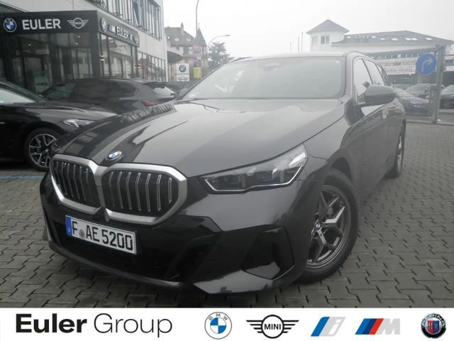 BMW 520 d Touring Sportpaket HUD AHK-klappbar AHK Navi Dig 2026 Diesel