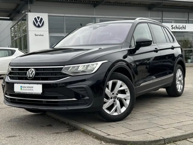 Volkswagen Tiguan 1.5 TSI ACTIVE AHK+18"+IQ-DRIVE+APP-CONNE 2023 Benzine