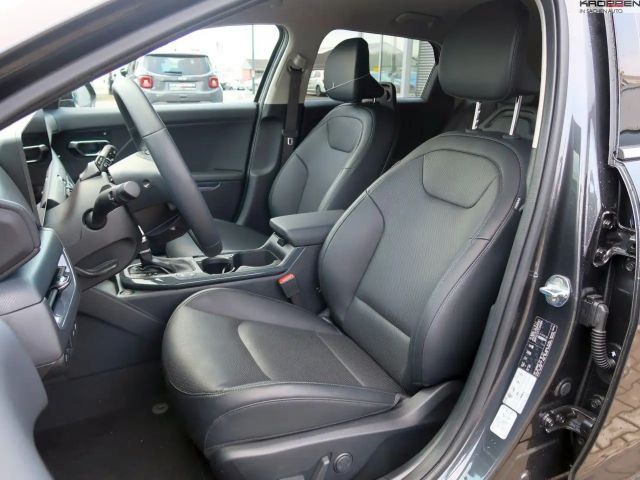 Kia K4