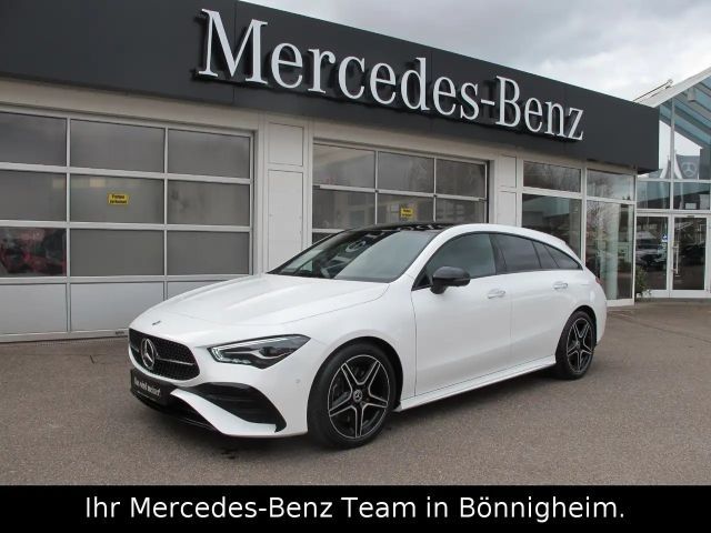 Mercedes-Benz CLA 200 / Edition AMG / AHV / Panorama 2024 Benzine