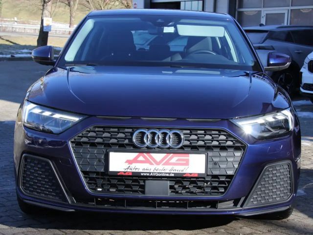 Audi A1 Sportback Autom LED Sitzheiz PDC APPconnect 2024 Benzine
