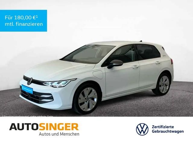 Volkswagen Golf VIII Goal eHybrid DSG *LED*ACC*PDC*SHZ*17"* 2025 Hybride / Benzine