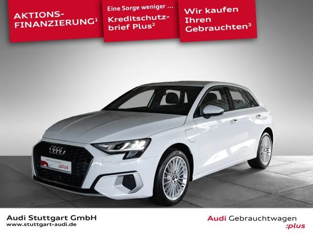 Audi A3 40 TFSI e advanced Standklima LED 2022 Hybride / Benzine