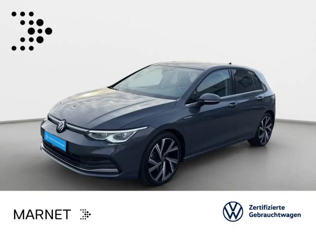 Volkswagen Golf VIII 2.0TSI DSG Style*Navi*AHK*Keyless*Kame 2022 Benzine