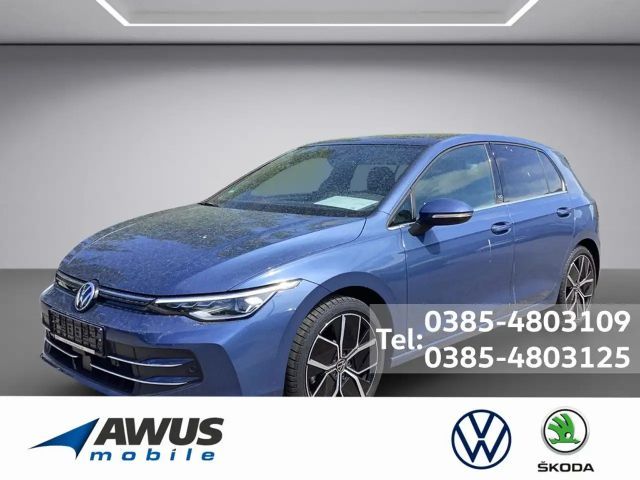 Volkswagen Golf VIII 1.5eTSI DSG Edition 50 AHK 2025 Benzine