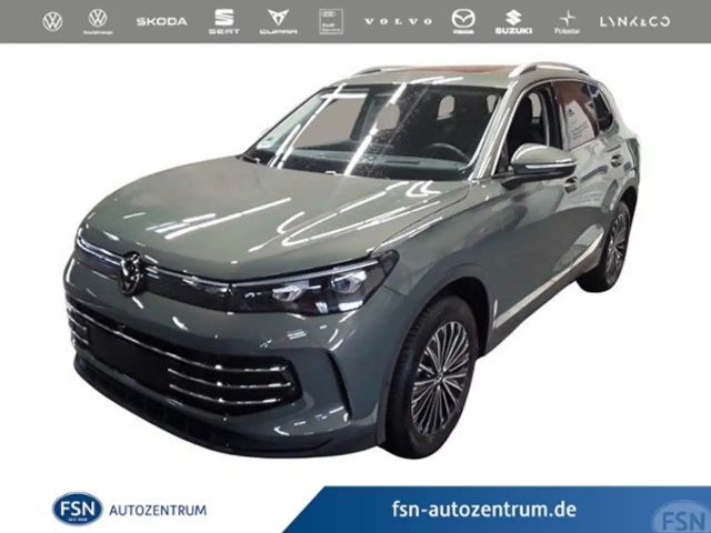 Volkswagen Tiguan TDI DSG Elegance 4M Matrix 360° AHK Leder Pano 2024 Diesel
