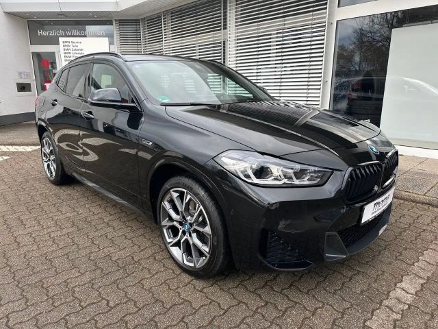 BMW X2 xDrive25e M Sport Steptr +RFK +Hifi +DriveAss 2022 Hybride / Benzine