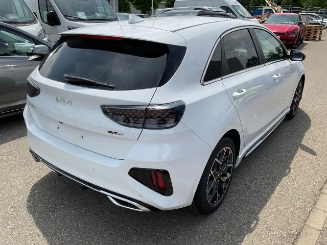 Kia Ceed / cee'd