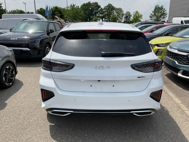 Kia Ceed / cee'd