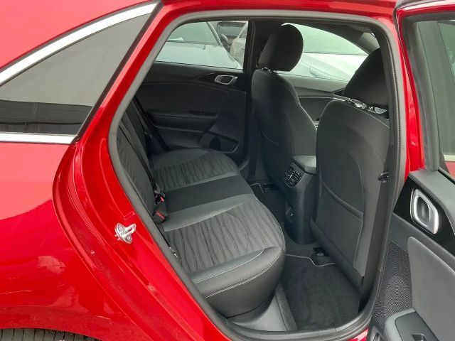Kia Ceed / cee'd