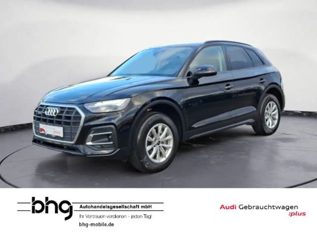 Audi Q5 40 TFSI quattro S tronic Assist Stadt Alarm N 2023 Benzine