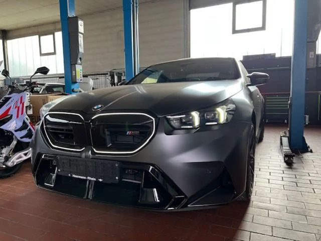 BMW M5 2025 Hybride / Benzine