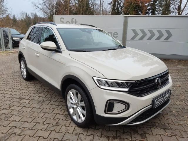 Volkswagen T-Roc 2.0 TDI DSG Life*AHK*SHZ*LED*NAVI* 2022 Diesel
