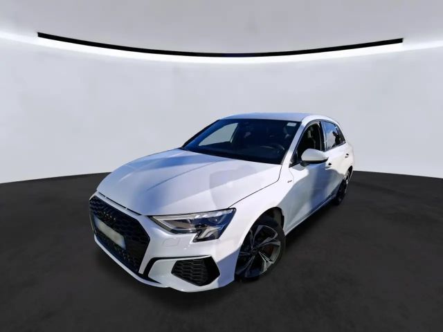 Audi A3 2023 Benzine