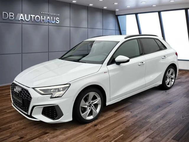Audi A3 2023 Benzine