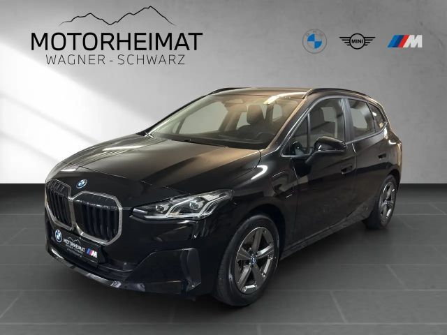BMW 230 e xDrive Active Tourer AHK 360° HUD AdapLED 2024 Hybride / Benzine
