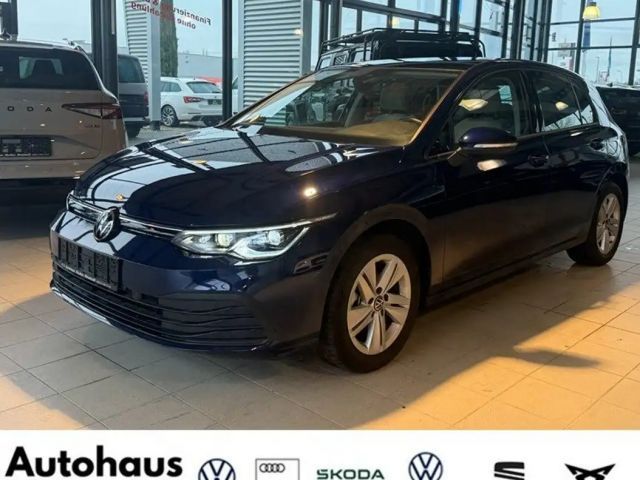 Volkswagen Golf Life 1.5 eTSI 2021 Benzine