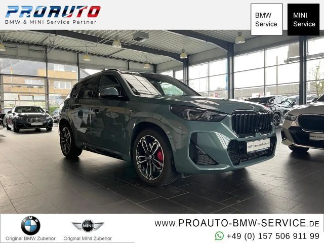 BMW X1 18i sDr M Sport Pro AHK/Pano/M-Sitze/360°/HUD/19" 2025 Benzine