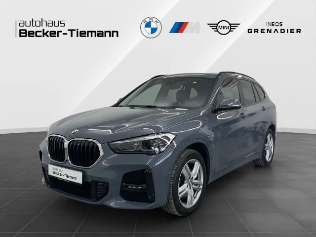BMW X1 xDrive25e M Sportpaket,Navi,Klimaautomatik,Rückfah 2021 Hybride / Benzine