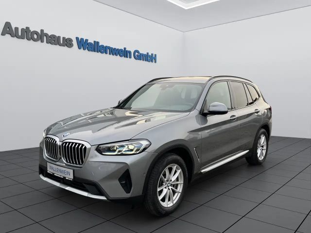 BMW X3 xDrive30i Aut., Panorama, AHK, ACC, 360° Kamera 2022 Benzine