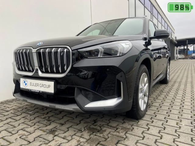 BMW iX1 xDrive 30 LkHz Keyless DrivAss HUD LCProf 2023 Elektrisch