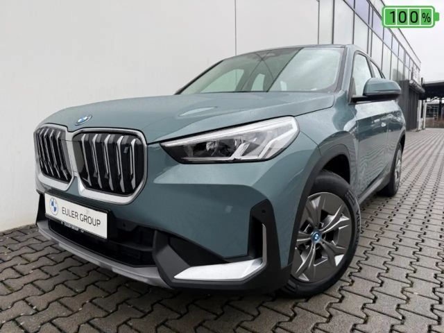 BMW iX1 xDrive 30 LMR AHK SHZ ActiveG Parkass DAB 2023 Elektrisch