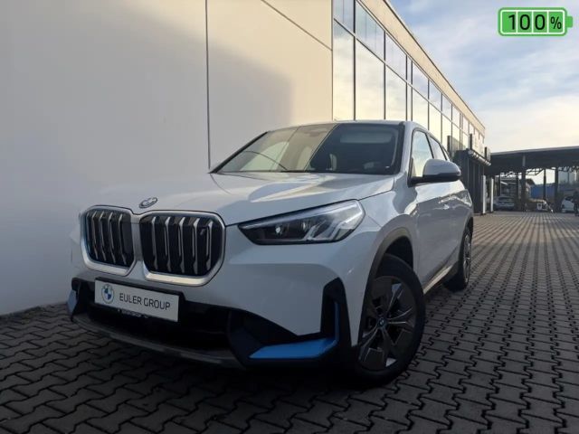 BMW iX1 xDrive 30 LMR AHK SHZ Parkass DAB ActiveG 2023 Elektrisch