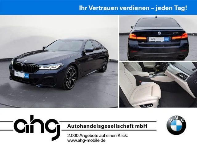 BMW 545 e xDrive Limousine M Sportpaket Innovationsp. 2022 Hybride / Benzine