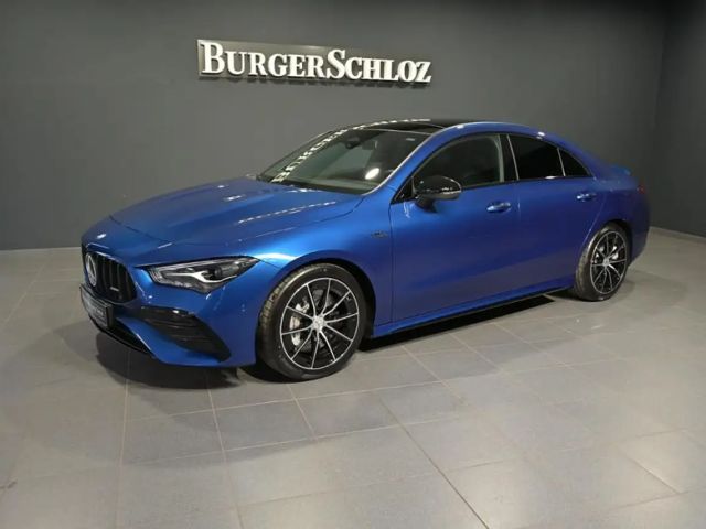 Mercedes-Benz CLA 35 AMG CLA 35 4M AMG Coupé PANO/DISTRO/NIGHT/RFK/TOTW 2024 Benzine