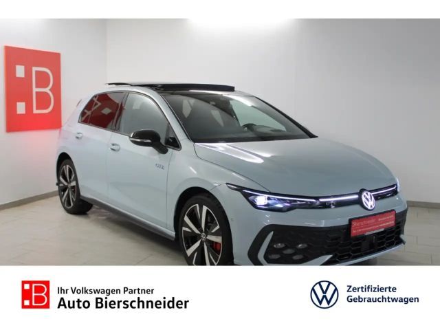 Volkswagen Golf 8 1.5 TSI DSG e-Hybrid GTE PA Black Style 18 MATRI 2024 Hybride / Benzine