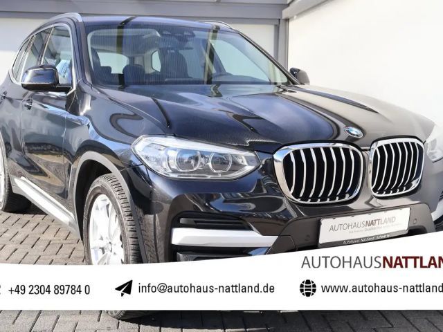 BMW X3 xDrive 30 d xLine HuD Pano  Leder LED AHK RFK 2021 Diesel