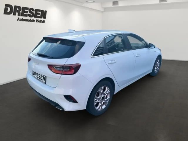 Kia Ceed / cee'd