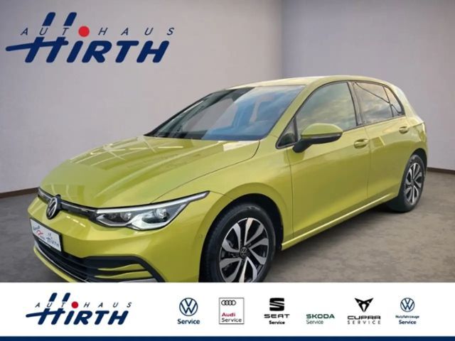 Volkswagen Golf VIII Active 1.5 TSI KLIMA LED NAVI ALU 2022 Benzine