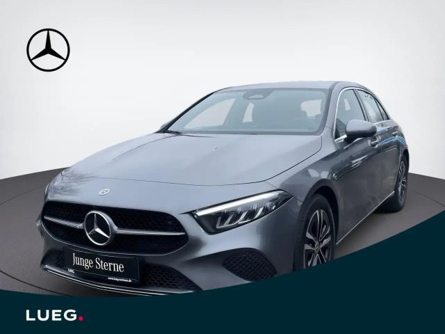 Mercedes-Benz A 200 Kompakt PROGRESSIVE+LED+RÜCKFKAM+LENKRHZG 2024 Benzine