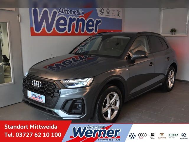 Audi Q5 50TFSIe S line quattro AHK Matrix Standklima 2021 Hybride / Benzine