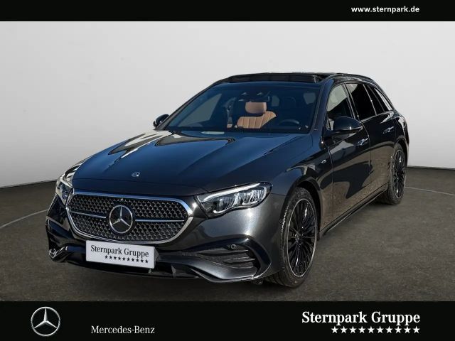 Mercedes-Benz E 300 E 300 e T AMG Pano+Distro+AIRMAT+SUPER+AHK+LEDER 2025 Hybride / Benzine