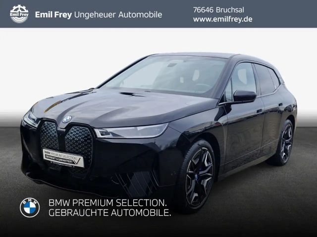 BMW iX xDrive40 Sportpaket Laser AHK Pano Harman Kardo 2023 Elektrisch