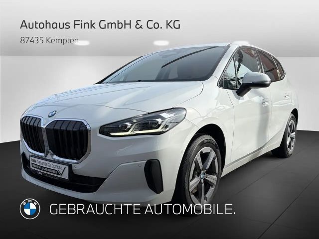 BMW 220 i Active Tourer DAB LED Komfortzg. Shz 2025 Benzine