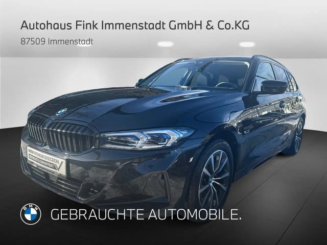 BMW 320 e xDrive Touring HiFi DAB LED RFK Komfortzg. 2022 Hybride / Benzine
