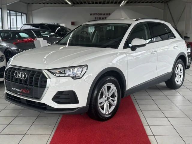 Audi Q3 35 TDI Virtual Cockpit LED Standheizung 2022 Diesel