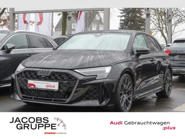 Audi RS3 2025 Benzine