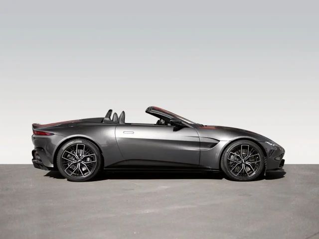 Aston Martin Vantage ROADSTER Ext.Pak:BlackPack+InterPack: SportsPlus + 2021 Benzine