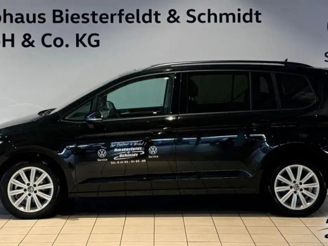 Volkswagen Touran 1.5TSI Highline DSG Pano ACC LED App Highline BMT/ 2025 Benzine