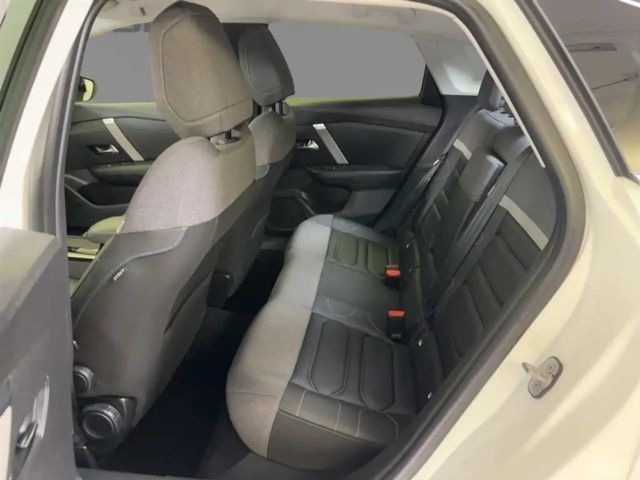 Citroen C4 X